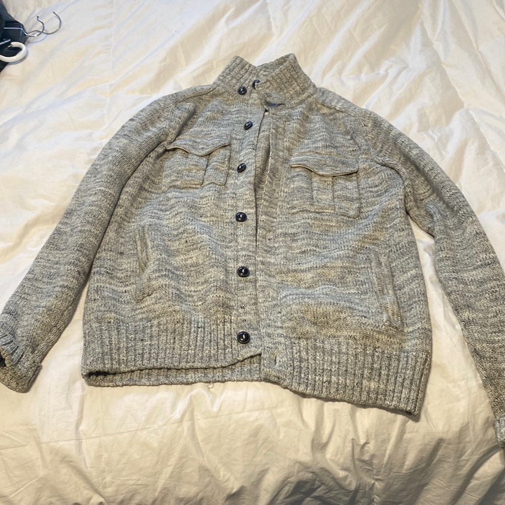 L.O.G.G Sweater